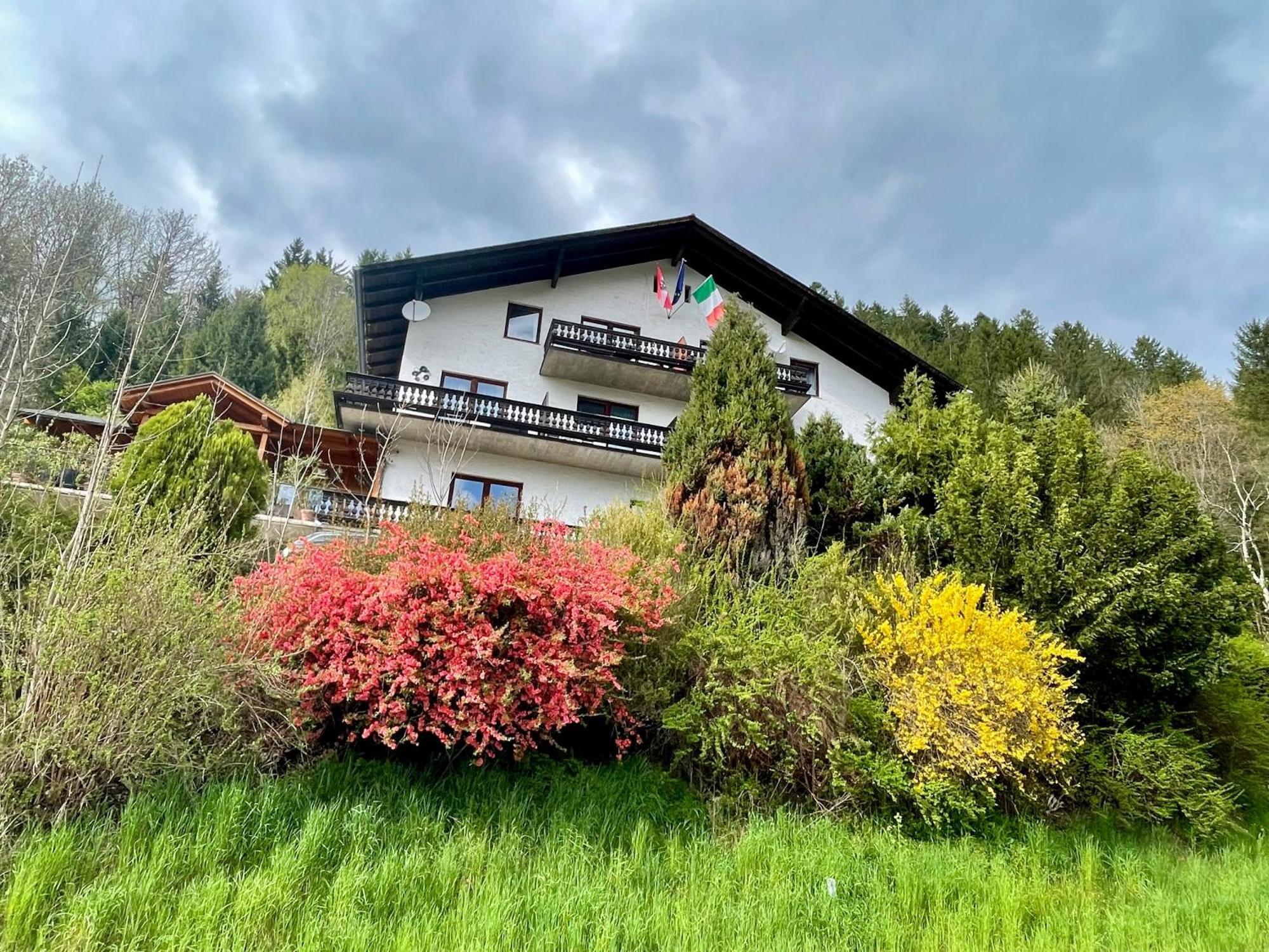 Alpenpension Gasthof Ratten Exterior photo